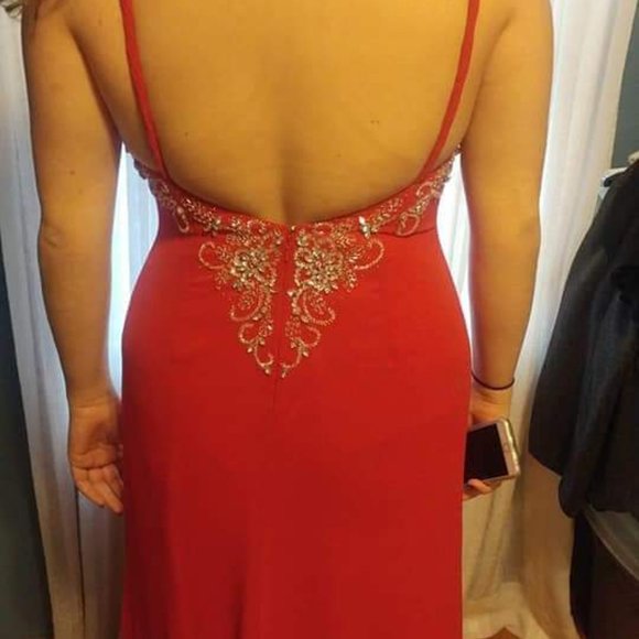 PROM DRESS - Picture 3 of 5